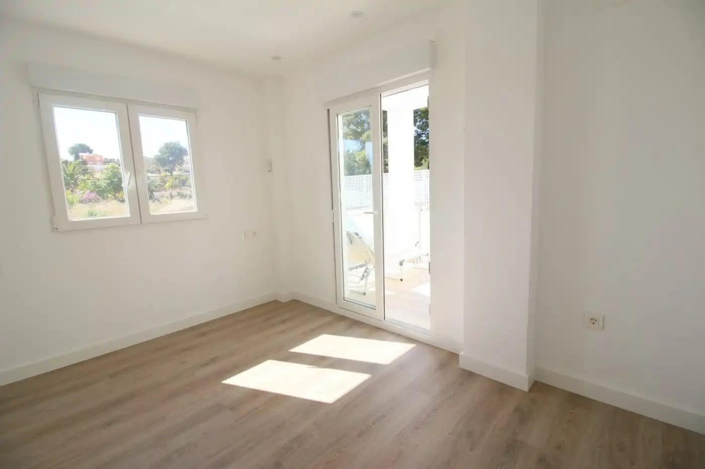 Habitación de Casa o chalet en venta en La Nucia con Aire acondicionado, Calefacción y Jardín privado