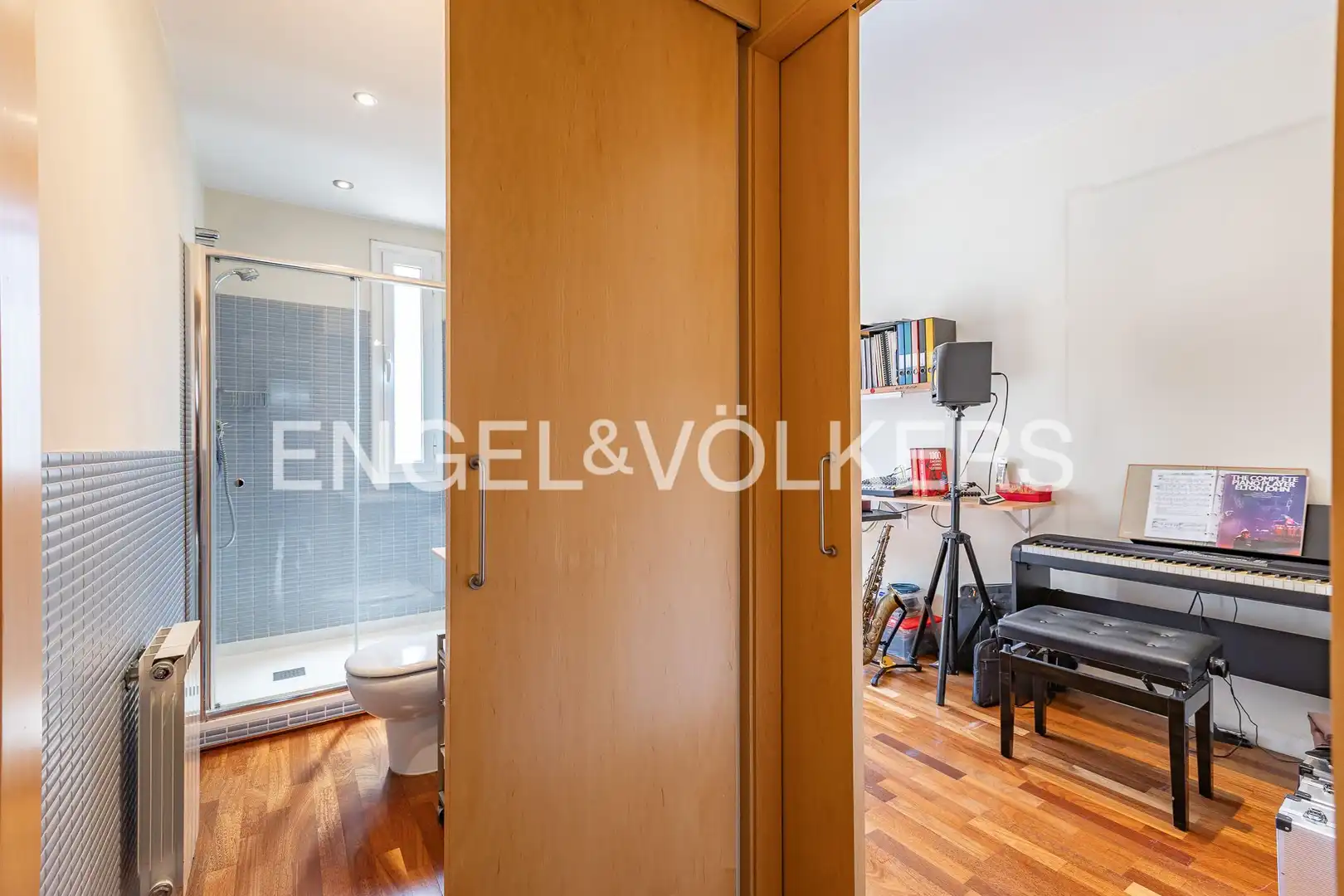Casa adosada en venta en Sabadell con Aire acondicionado, Calefacción y Parquet