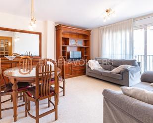 Sala d'estar de Apartament en venda en Terrassa amb Aire condicionat, Calefacció i Traster