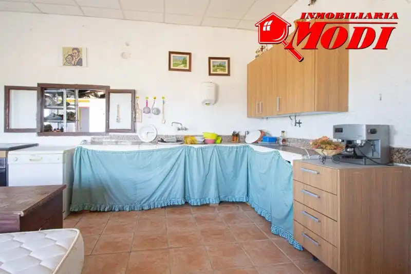 Cuina de Casa o xalet en venda en Moraleda de Zafayona amb Aire condicionat i Piscina