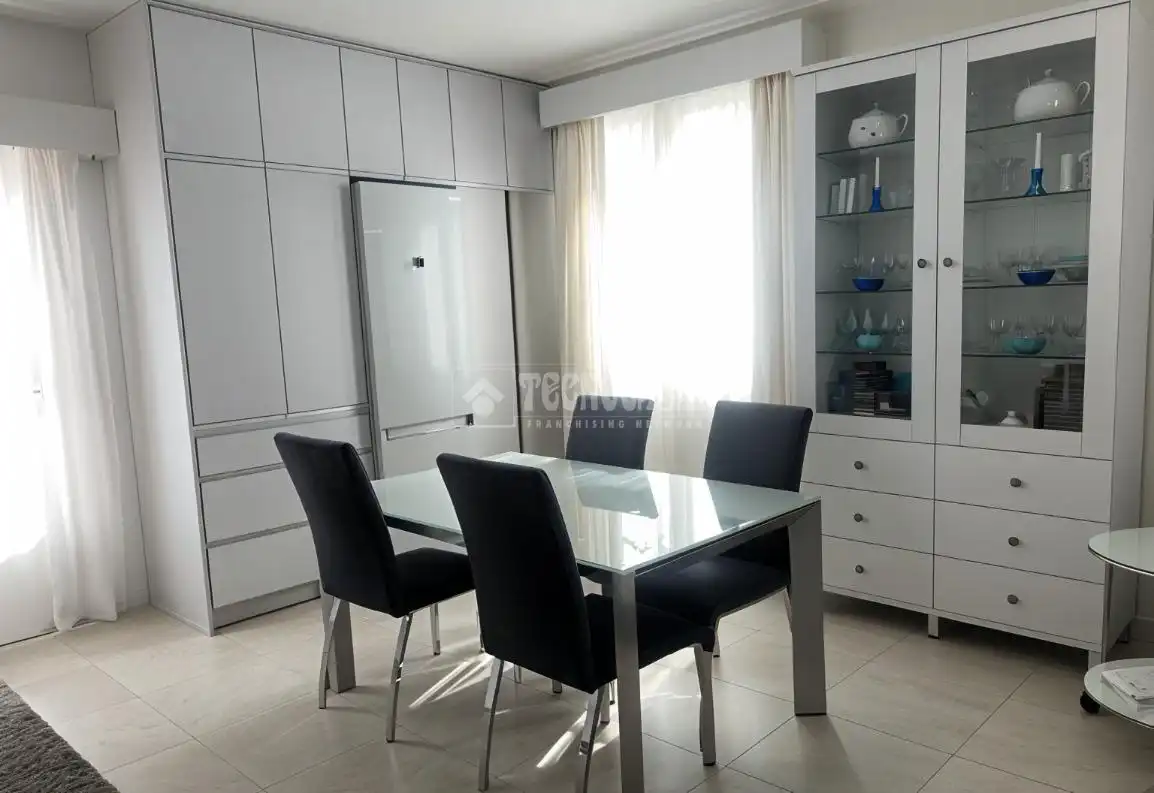 Comedor de Casa o chalet en venta en Madrid con Jardín privado y Alarma