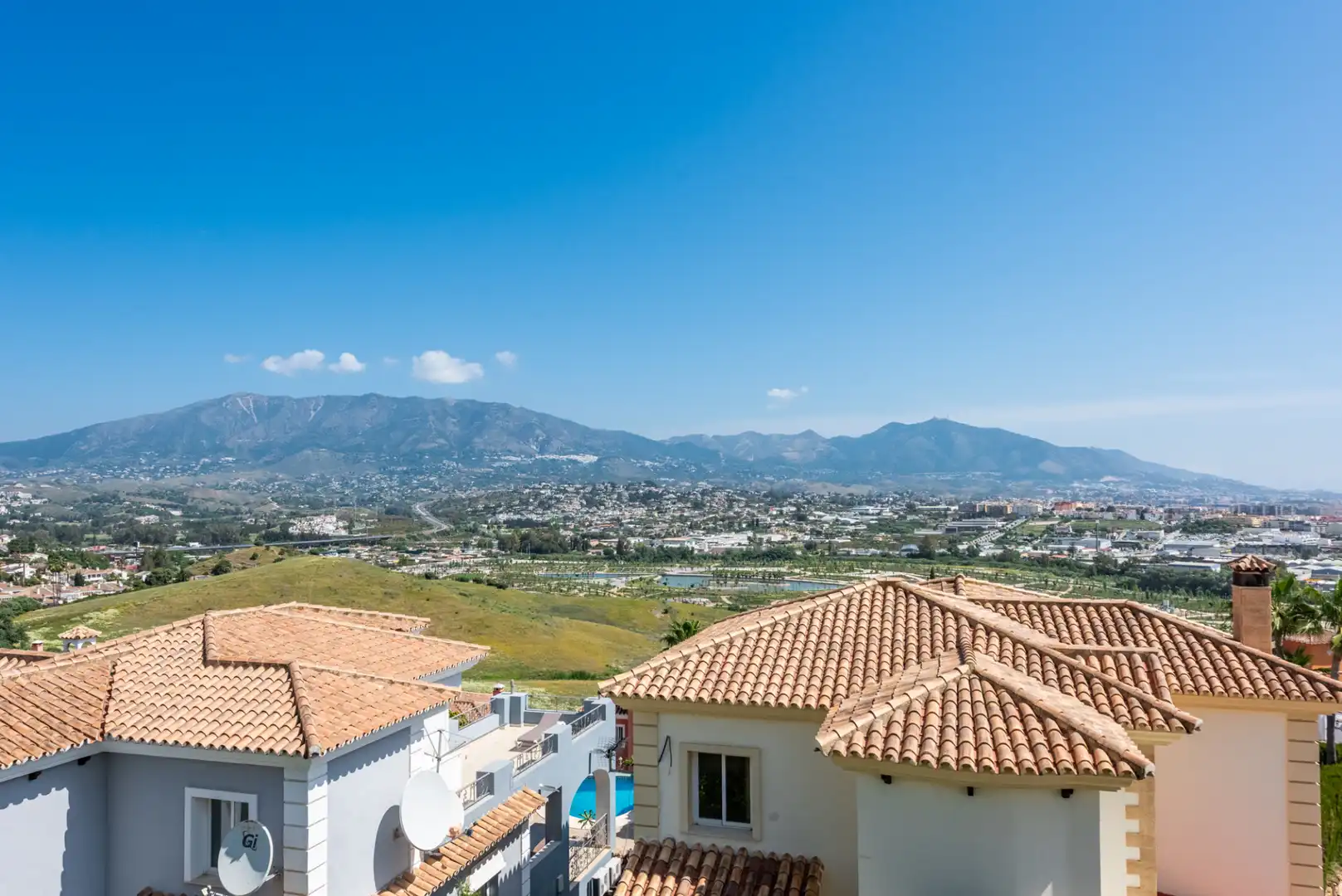 Exterior view of Houses for sale in Mijas  with Terrace, Swimming Pool and Furnished