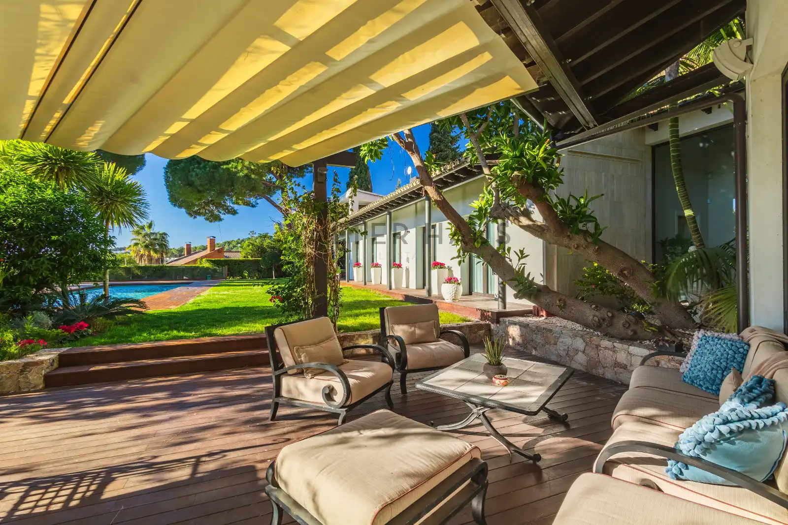 Chalet con piscina en venta en Carrer Balears, imagen 8