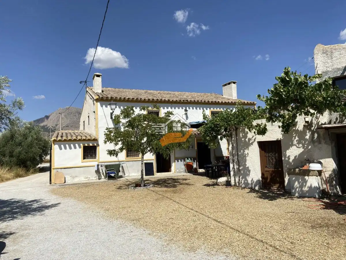 Casa rústica en venta en Vélez-Blanco