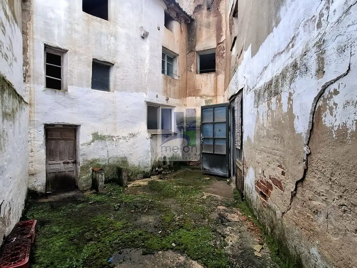 Vista exterior de Casa o xalet en venda en Sasamón amb Traster