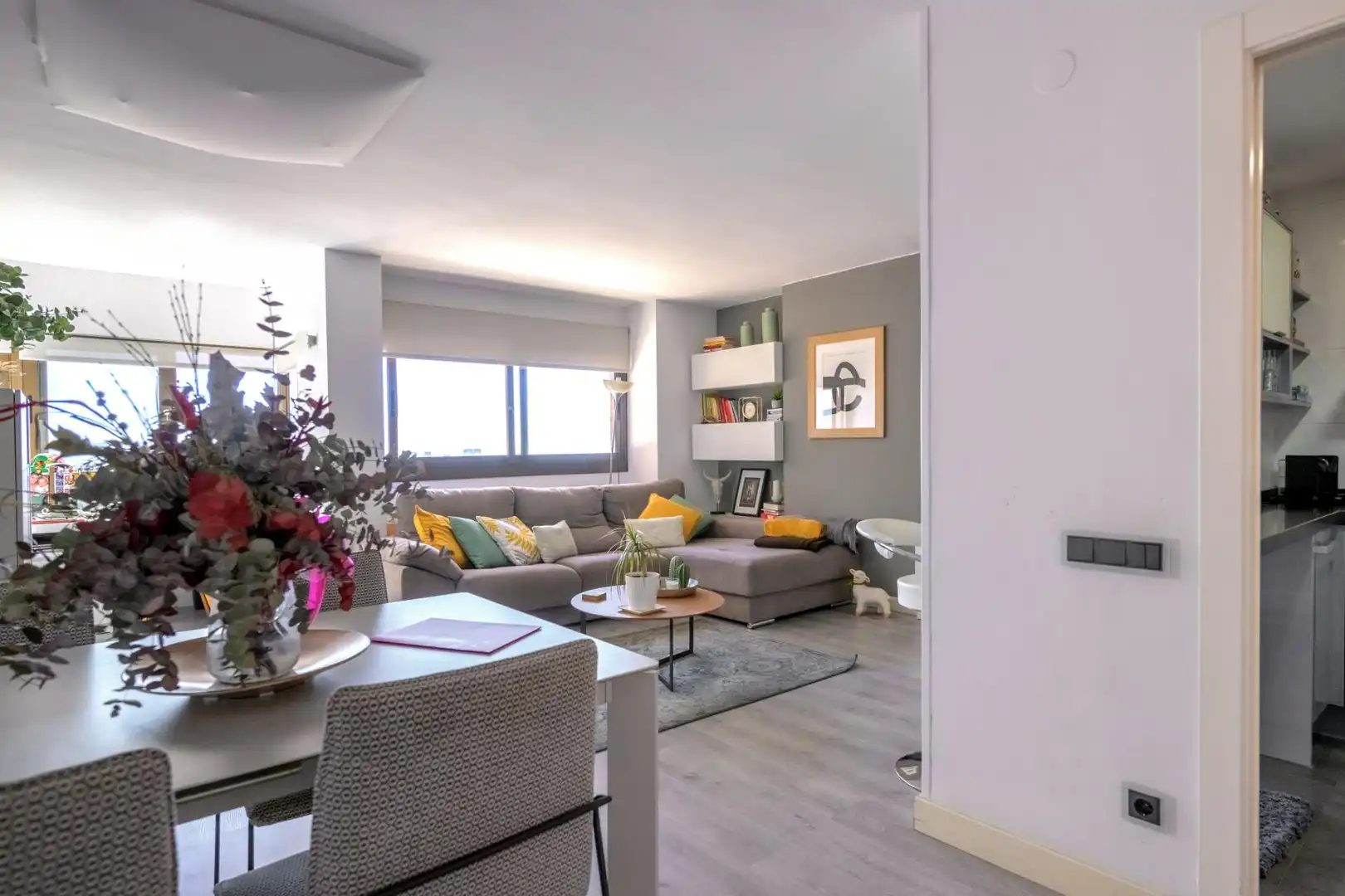Sala de estar de Piso en venta en Esplugues de Llobregat con Calefacción y Jardín privado