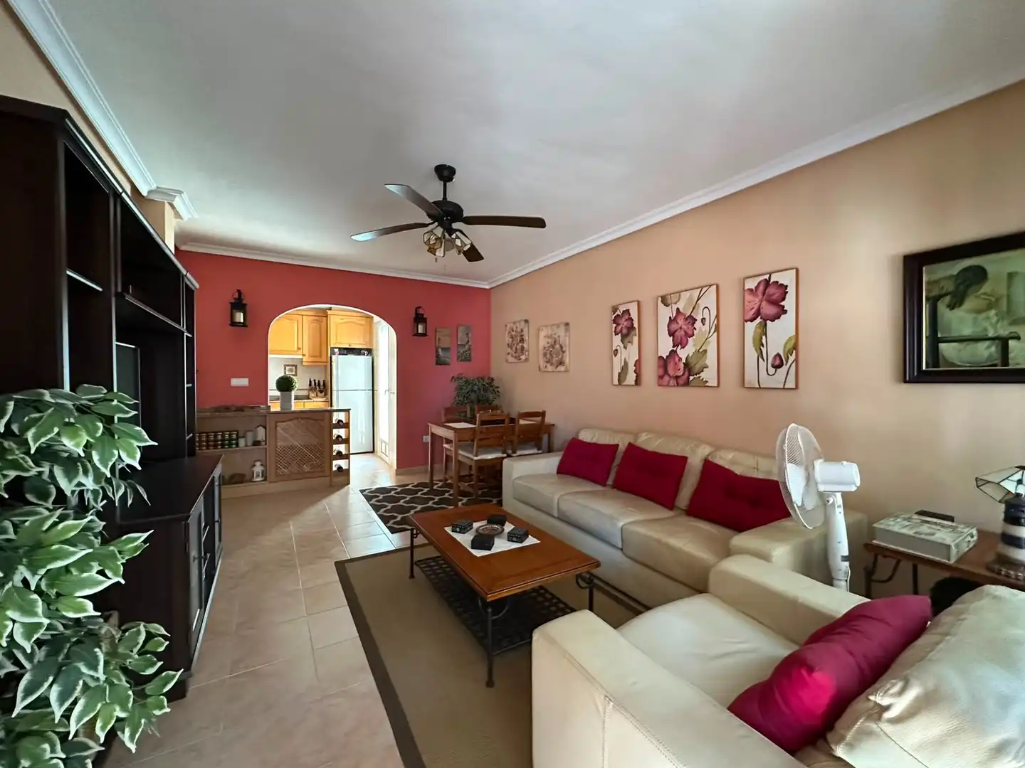 Sala d'estar de Casa o xalet en venda en San Fulgencio amb Terrassa, Moblat i Forn