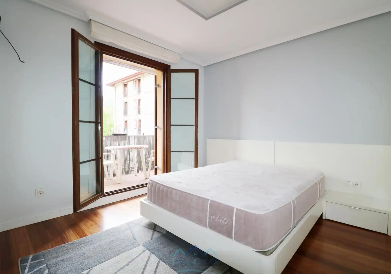 Habitación de Piso en venta en Irun  con Calefacción, Parquet y Terraza