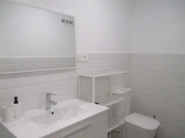 Bany de Loft de lloguer en Granada amb Aire condicionat i Moblat
