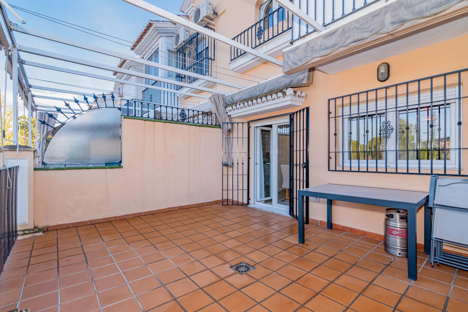 Terrace of Duplex for sale in  Granada Capital  with Air Conditioner and Heating