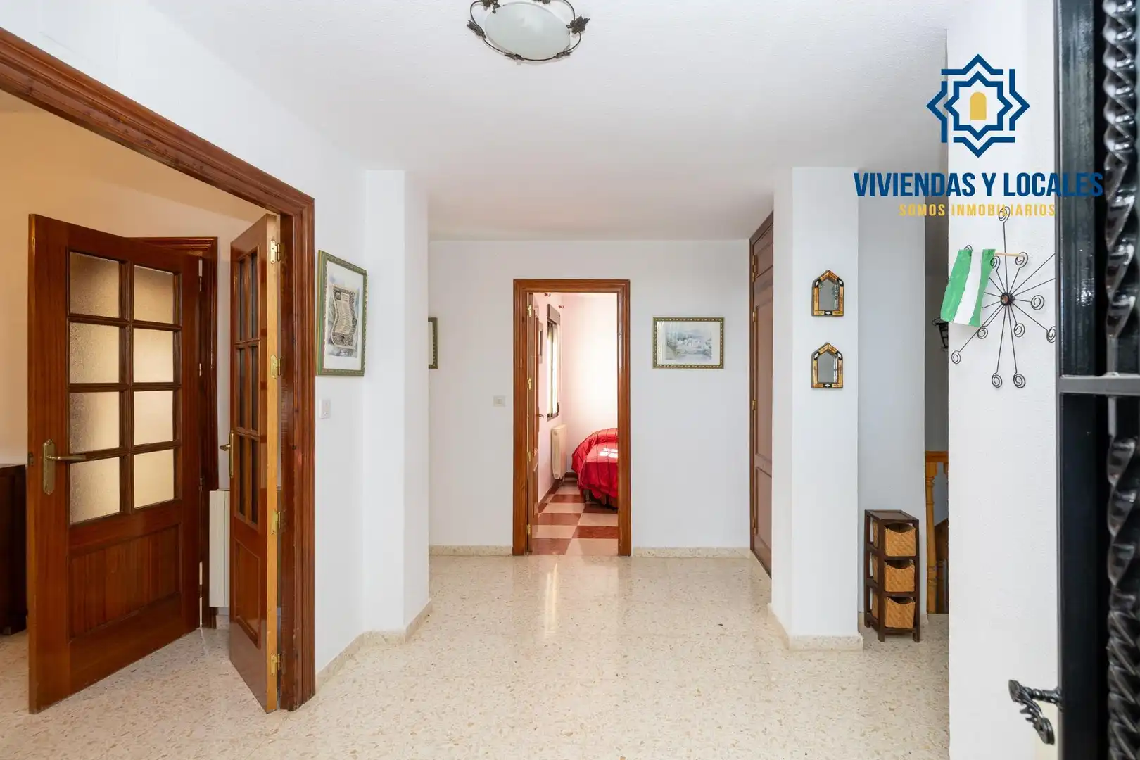 Chalet con piscina en venta en Calle Lindaraja, imagen 7