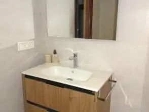 Flat with terrace to rent in Oeste, imagen 6