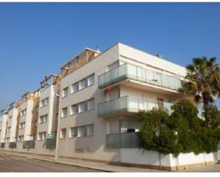 Exterior view of Garage for sale in Cubelles