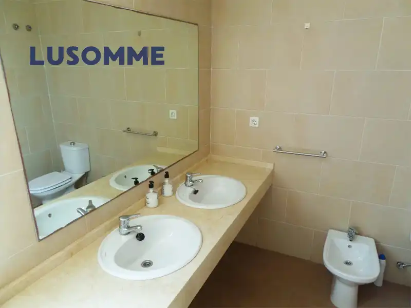Badezimmer von Maisonette zum Verkauf in Oropesa del Mar / Orpesa mit Klimaanlage, Terrasse und Abstellraum