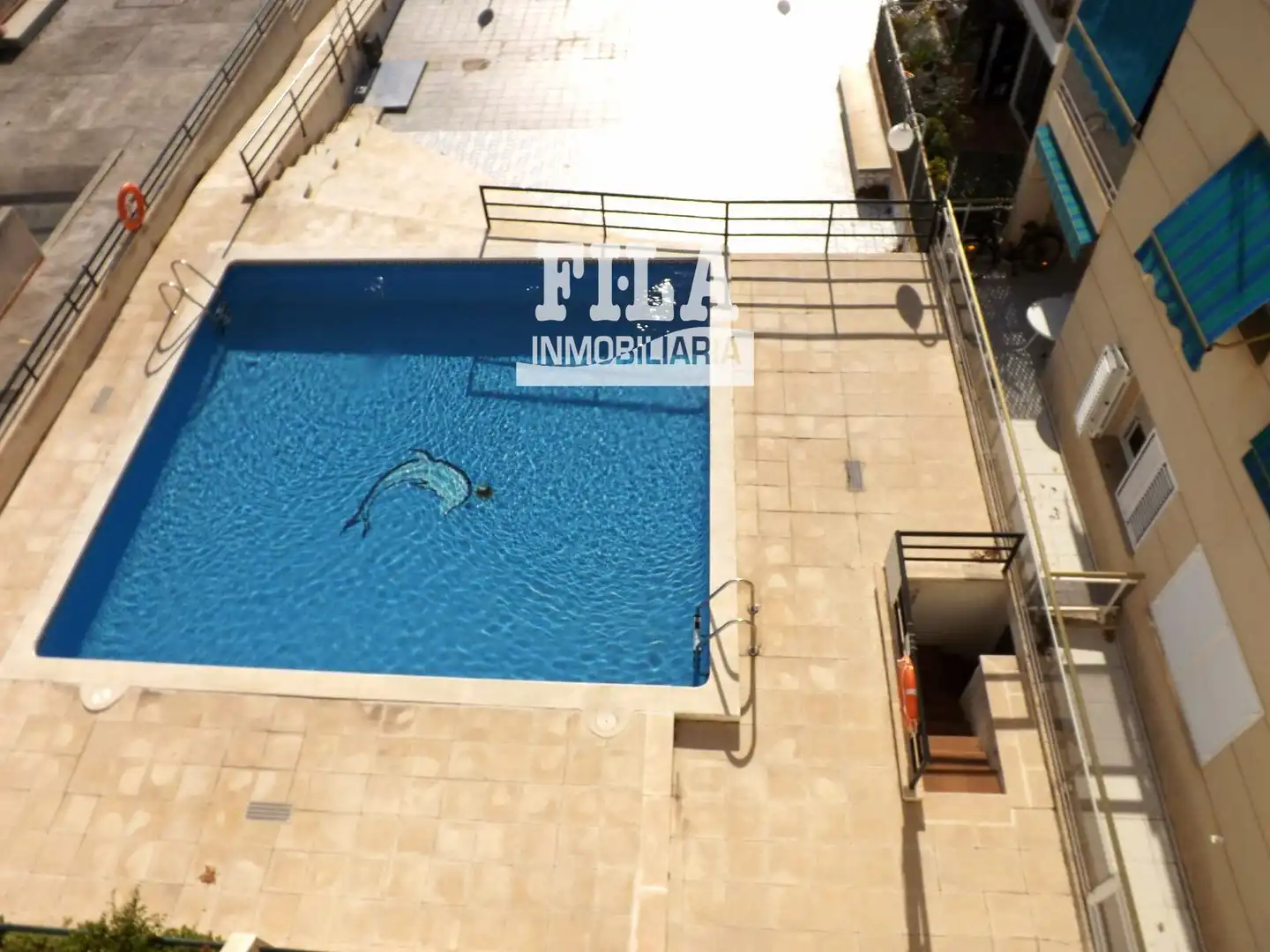 Schwimmbecken von Dachboden zum Verkauf in Calafell mit Terrasse, Schwimmbad und Gemeinschaftspool