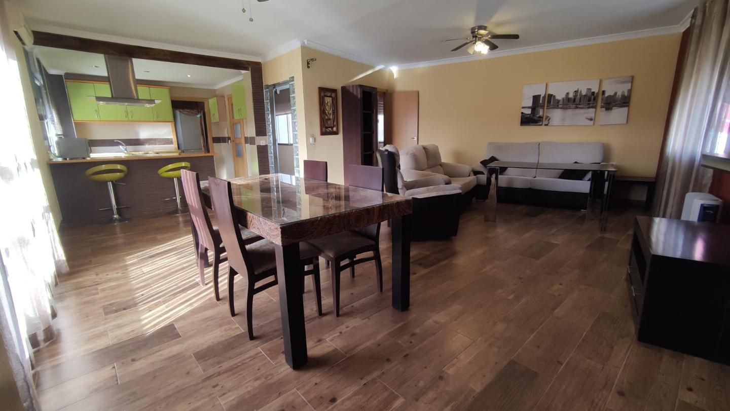 Comedor de Piso en venta en Posadas con Parquet y Amueblado