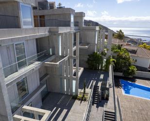 Vista exterior de Pis en venda en  Santa Cruz de Tenerife Capital amb Terrassa i Piscina comunitària