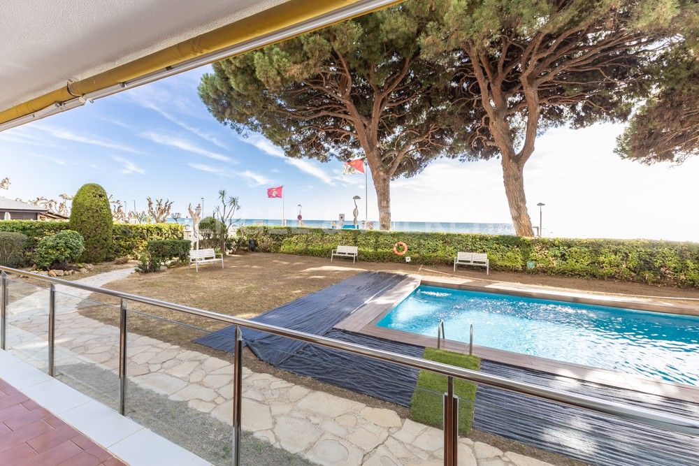 Piscina de Apartamento en venta en Sant Vicenç de Montalt con Calefacción, Jardín privado y Terraza