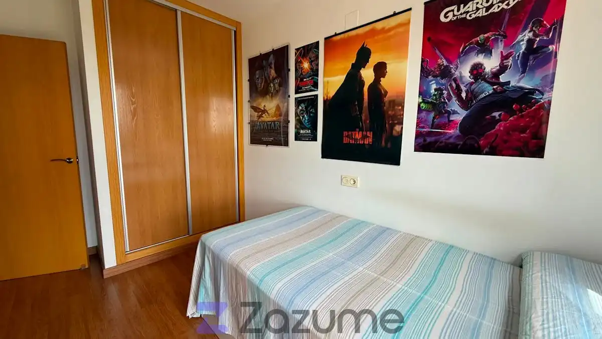Habitación de Piso de alquiler en Murcia con Aire acondicionado, Calefacción y Horno
