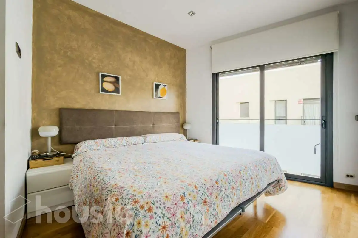 Habitación de Casa o chalet en venta en Barcelona con Aire acondicionado, Calefacción y Jardín privado