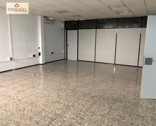 Industrial buildings to rent in Elche / Elx