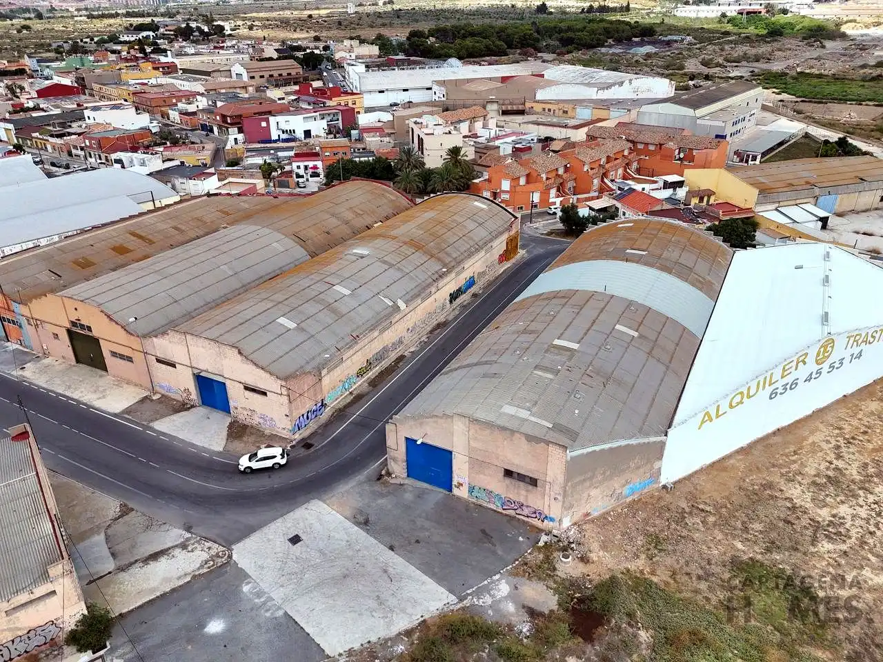 Außenansicht von Fabrikhallen zum Verkauf in Cartagena