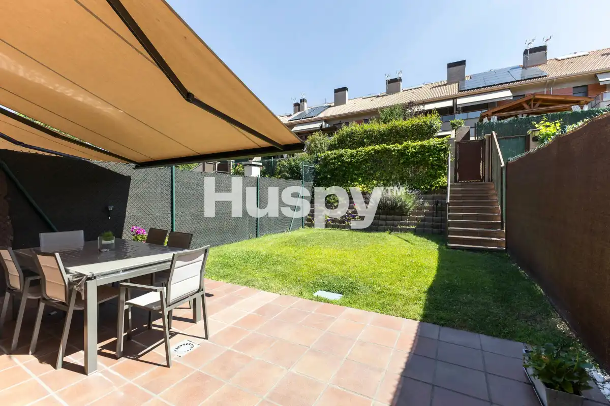 Reihenhaus mit Balkon zum Verkauf in Calle Camino de Colmenar, imagen 5