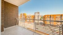 Balcony of Flat for sale in  Madrid Capital  with Air Conditioner, Heating and Balcony