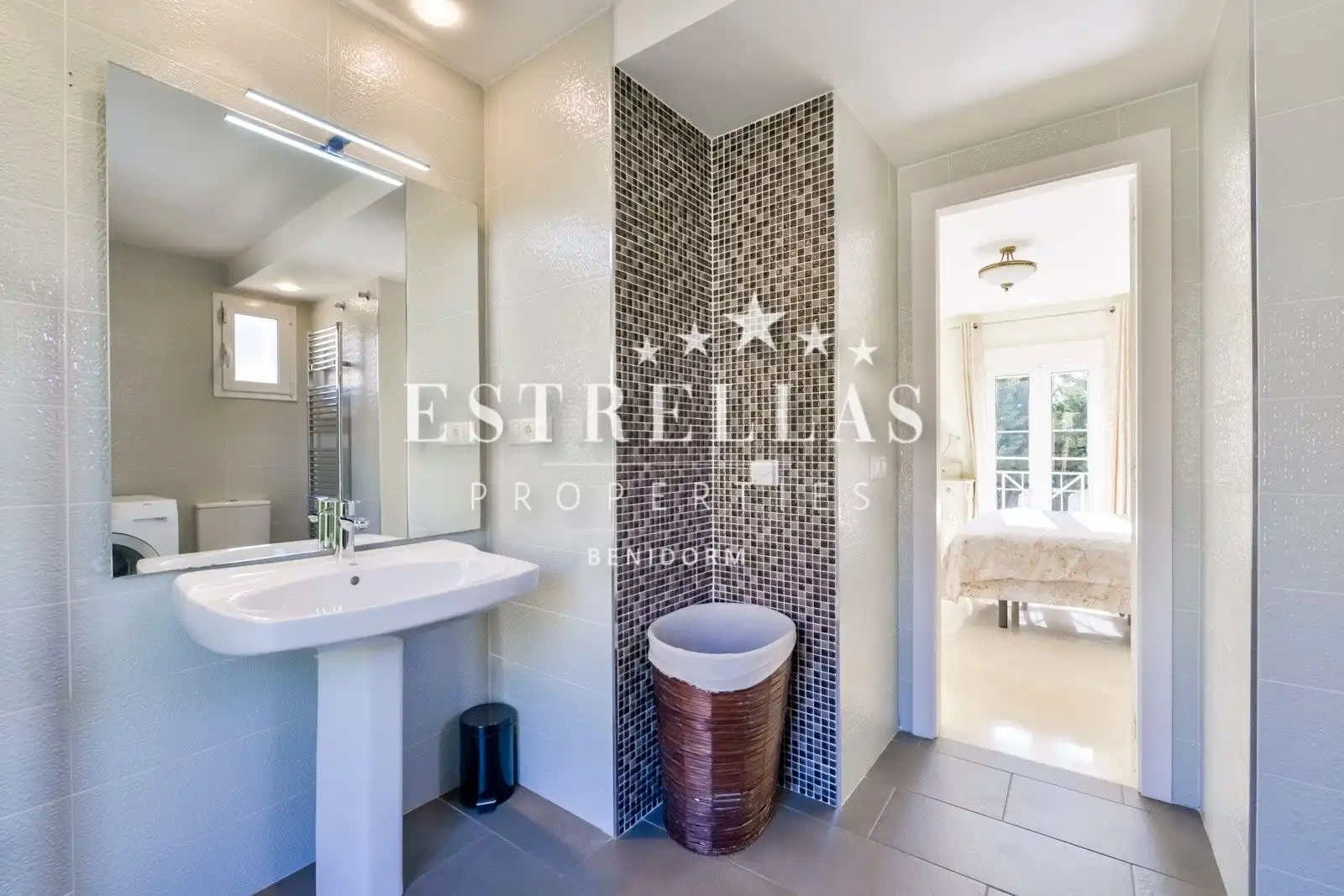 Villa mit Terrasse zum Verkauf in Golf Bahía, imagen 46