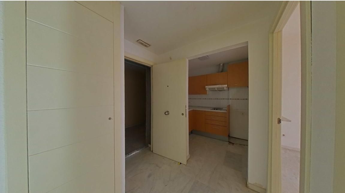 Kitchen of Flat for sale in  Sevilla Capital