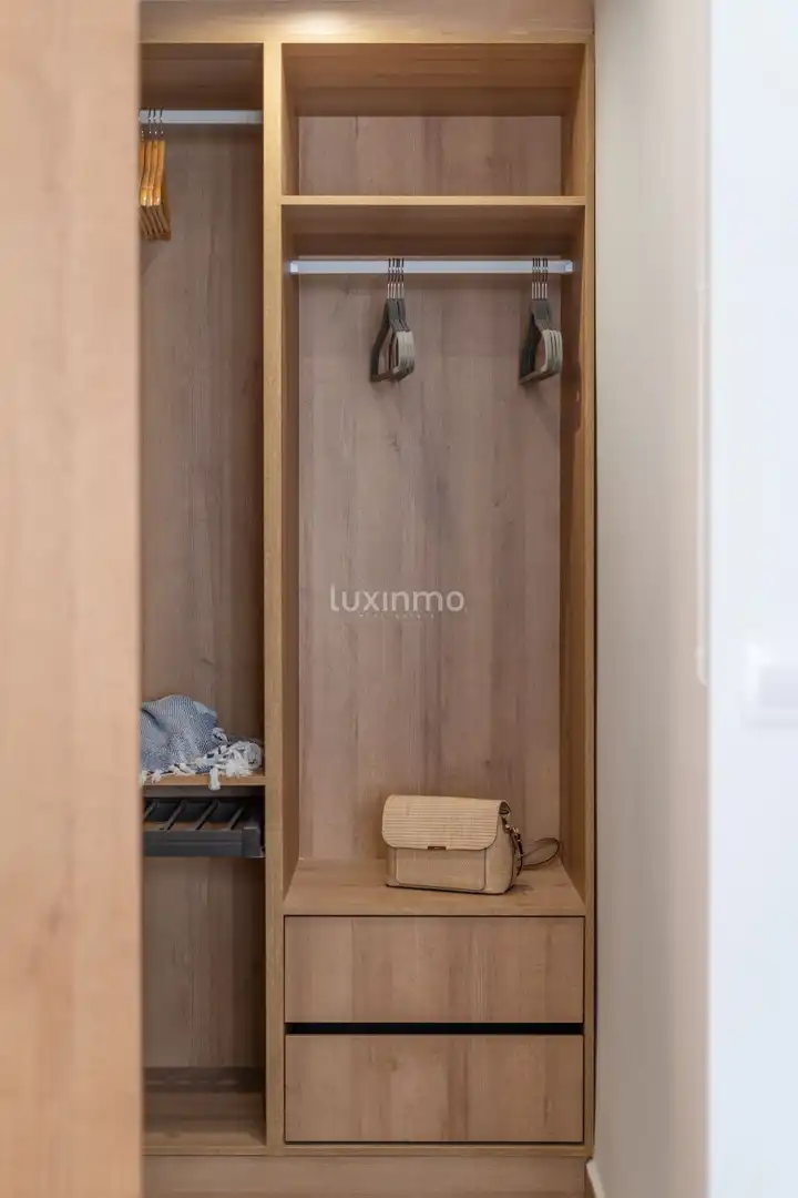Schlafzimmer von Dachboden zum Verkauf in Jávea / Xàbia mit Klimaanlage, Abstellraum und Balkon