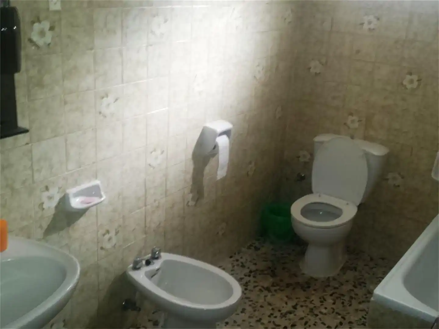 Baño de Casa adosada en venta en Santa Bárbara de Casa, Huelva