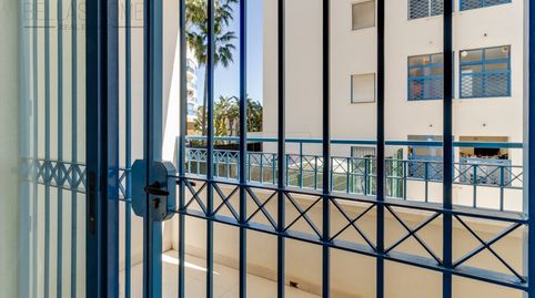 Foto 4 de Piso en venta en Avenida Puerta del Mar, Puerto de Estepona, Estepona