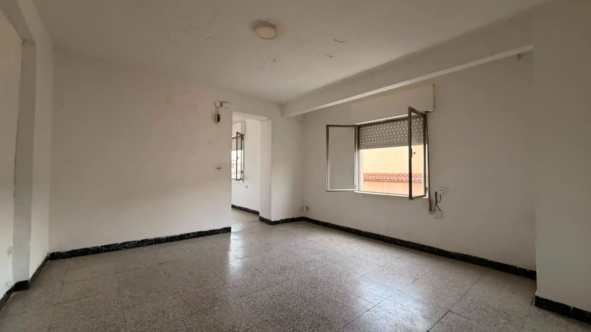 Buildings for sale in Anna