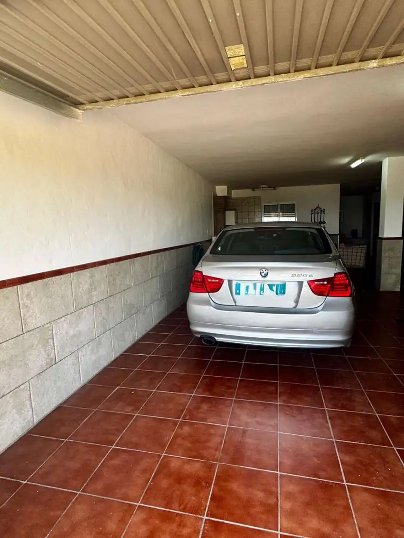 Parking de Casa adosada en venta en Torrox con Aire acondicionado, Piscina y Amueblado
