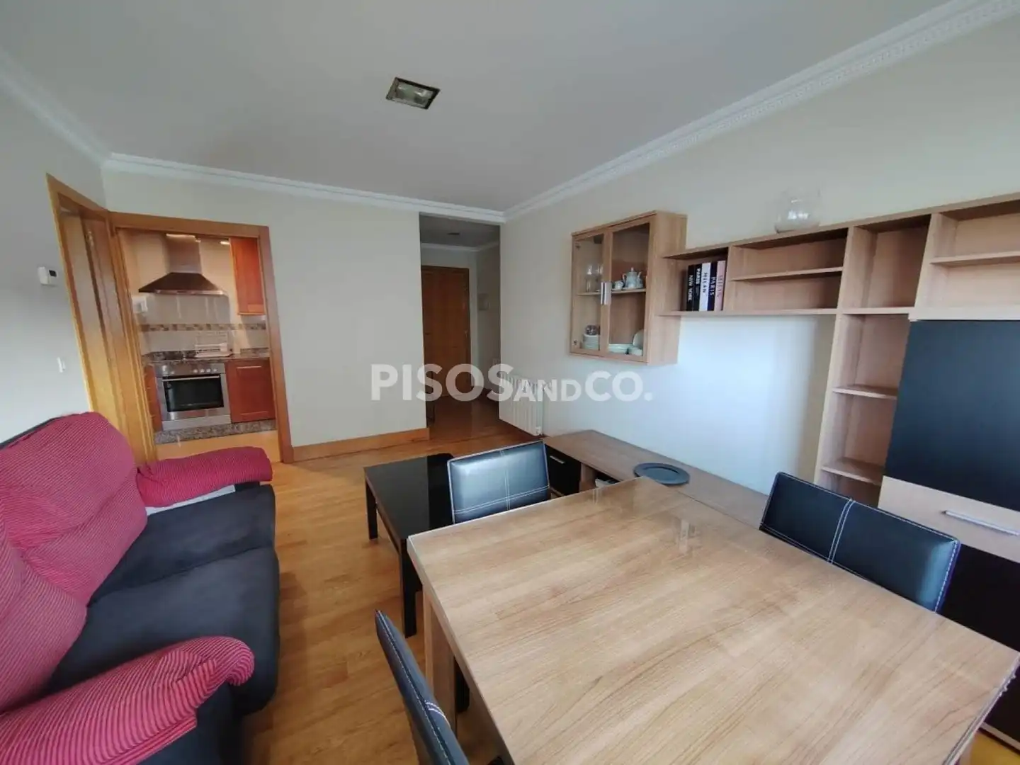 Sala de estar de Piso en venta en A Coruña Capital  con Calefacción, Trastero y Amueblado