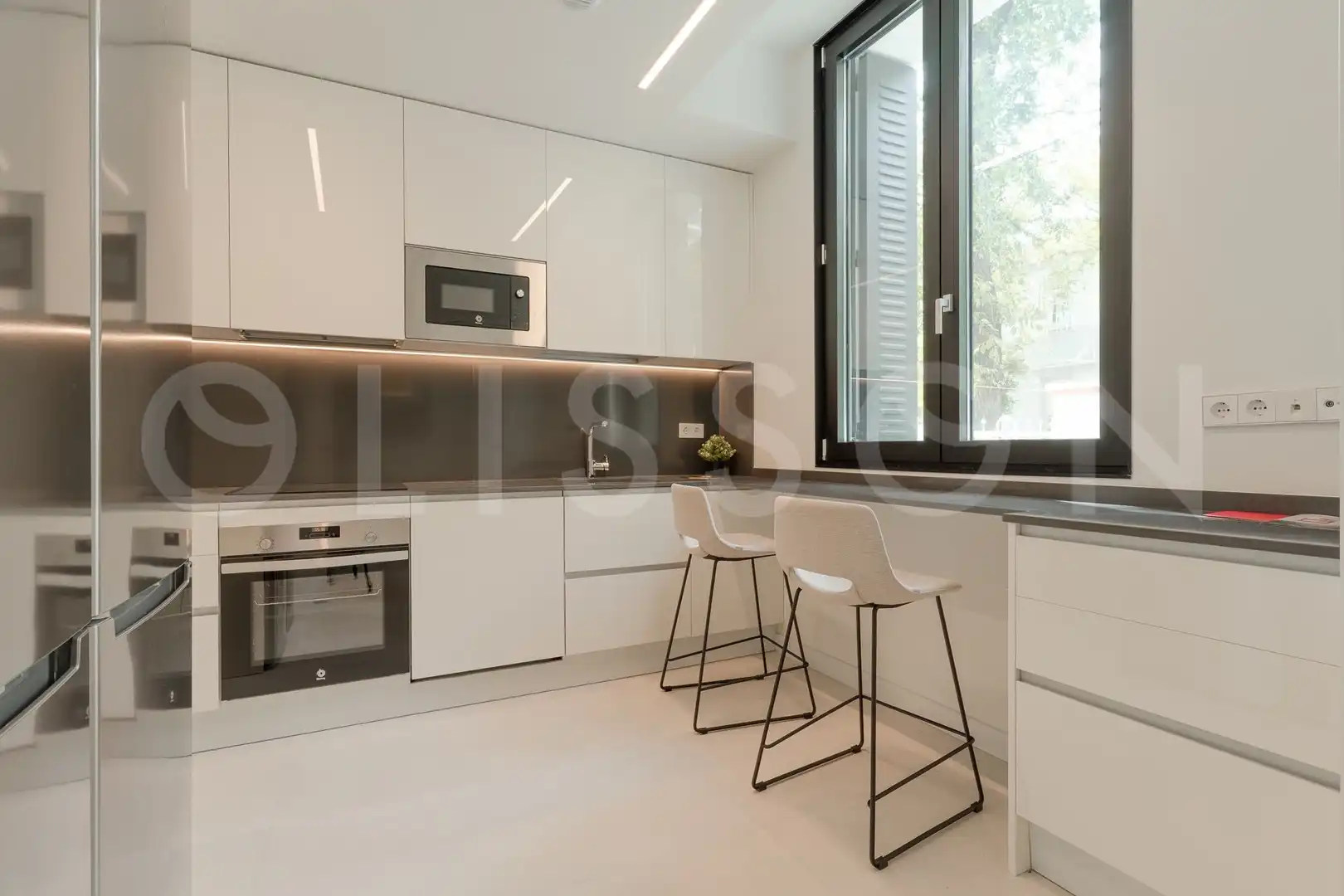 Kitchen of Houses for sale in Madrid  with Air Conditioner, Heating and Private garden