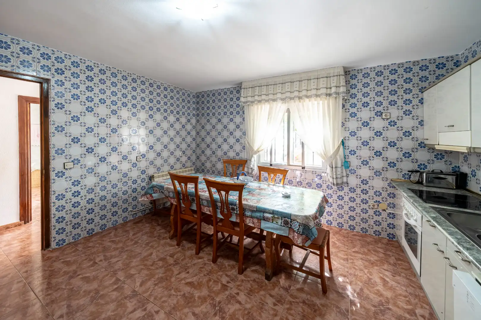 Casa aparellada amb jardí en venda a Calle de San José, imagen 74