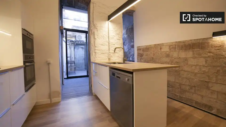 Flat with terrace to rent in Gràcia, imagen 4