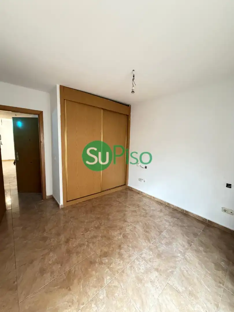 Bedroom of Flat for sale in Recas  with Heating and Furnished