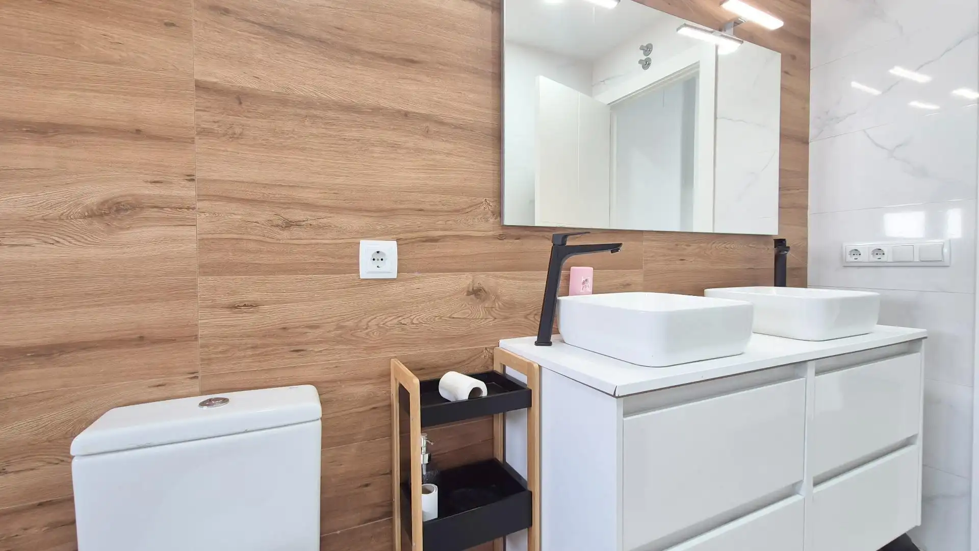 Baño de Casa o chalet en venta en Carrascal de Barregas con Aire acondicionado, Calefacción y Jardín privado