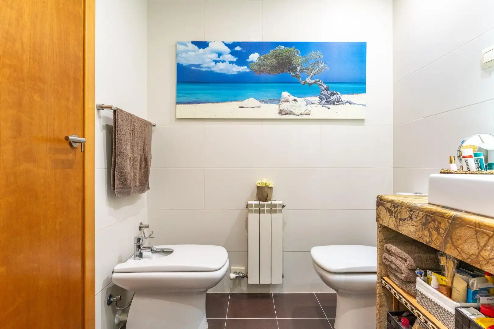 Baño de Casa adosada en venta en Montbrió del Camp con Aire acondicionado, Calefacción y Jardín privado