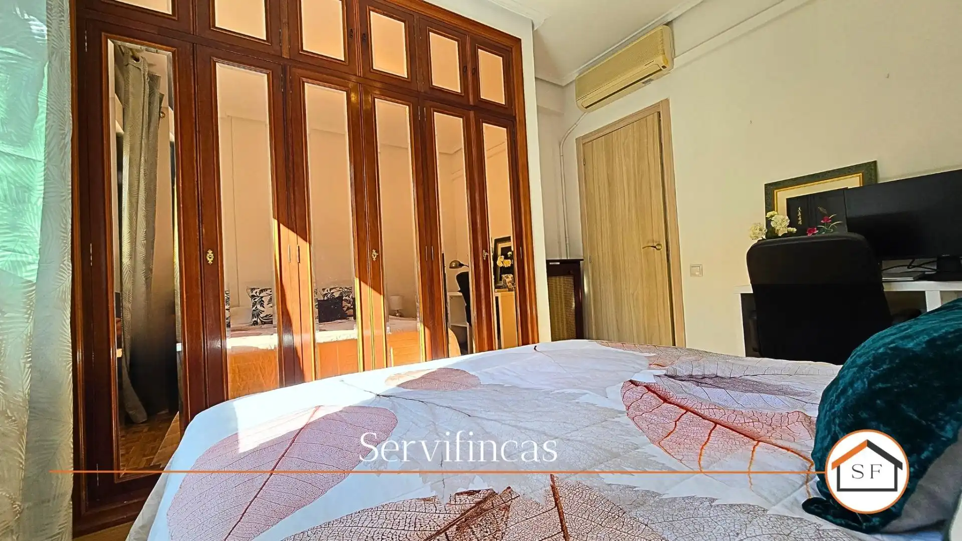 Dormitori de Pis en venda en Madrid amb Parquet