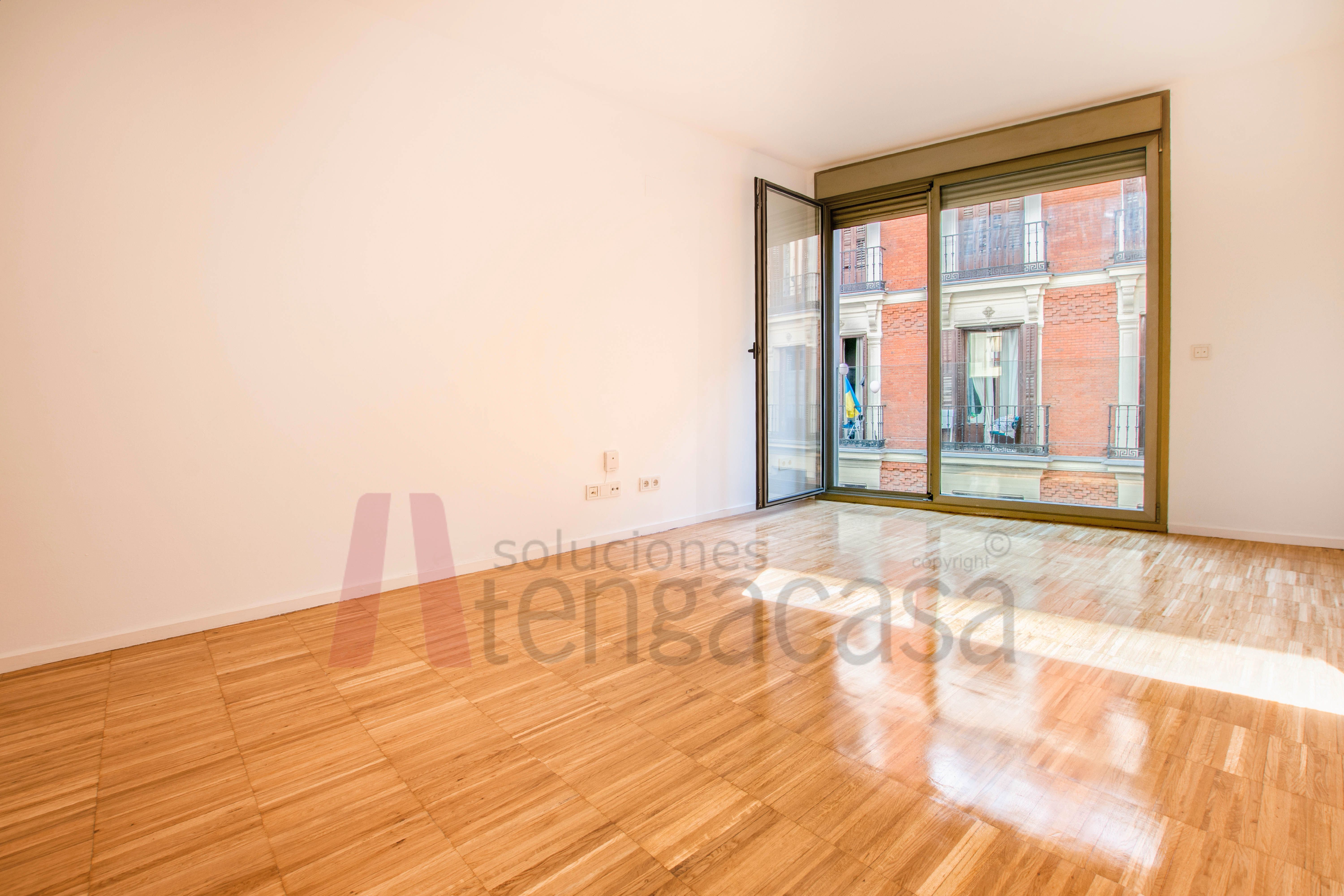 Dormitori de Estudi de lloguer en  Madrid Capital amb Aire condicionat, Calefacció i Parquet