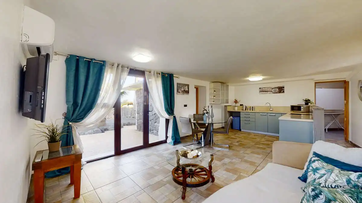 Bedroom of Houses for sale in Tías  with Private garden, Swimming Pool and Furnished