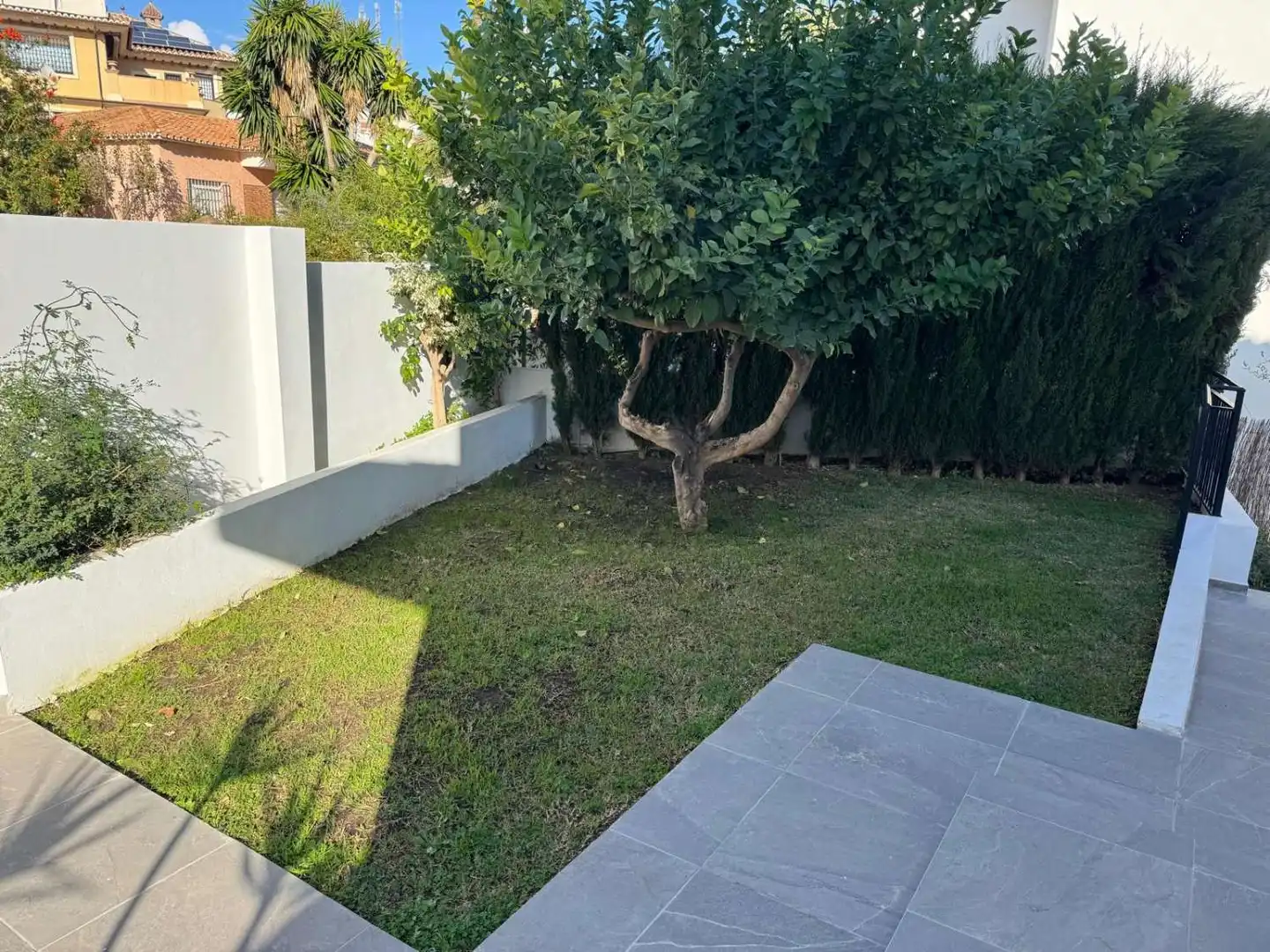 Jardín de Casa o chalet en venta en Rincón de la Victoria con Aire acondicionado, Calefacción y Terraza