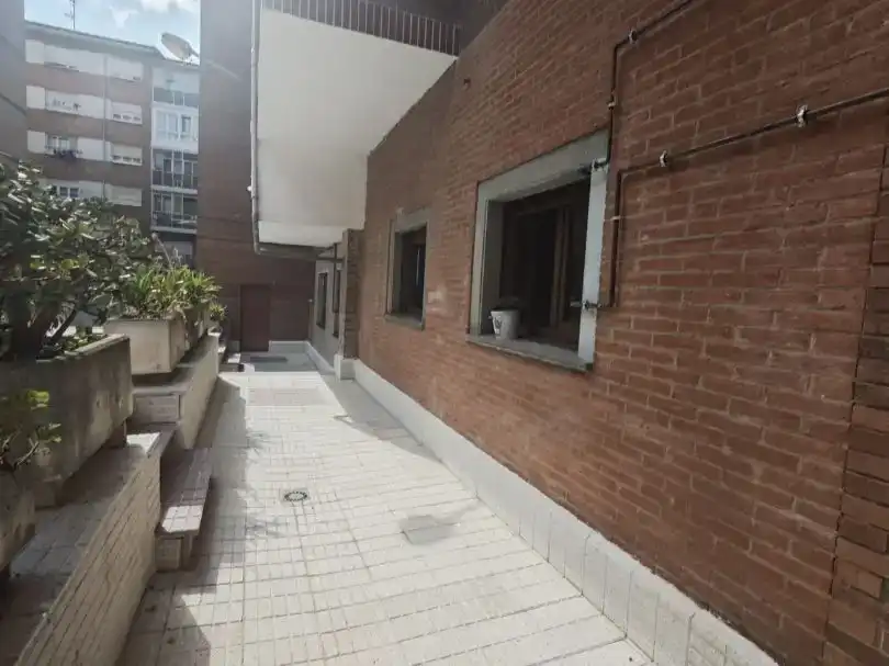 Vista exterior de Piso en venta en Gijón 