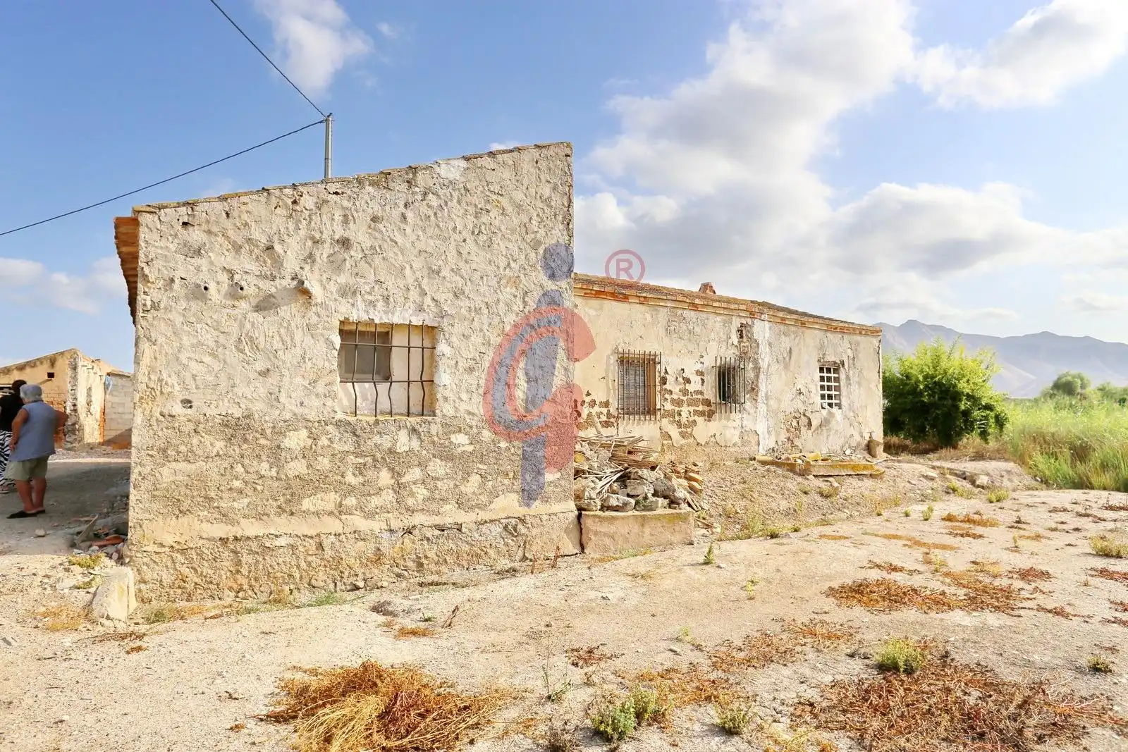 Vista exterior de Finca rústica en venda en Callosa de Segura amb Jardí privat