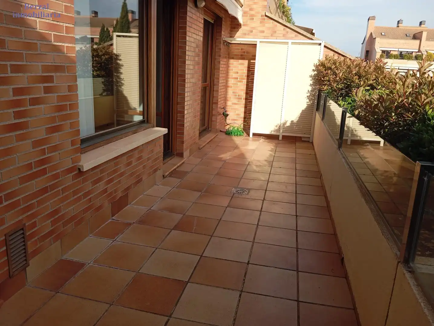 Terraza de Piso de alquiler en  Logroño con Calefacción, Jardín privado y Terraza
