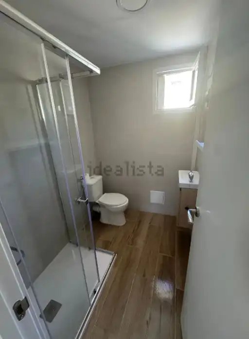 Baño de Piso de alquiler en Manises con Aire acondicionado, Amueblado y Horno